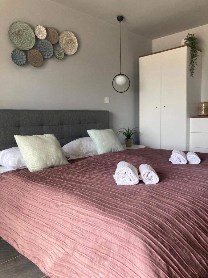 Balkon Apartmanhaz Panzio Balatonfüred Exteriör bild